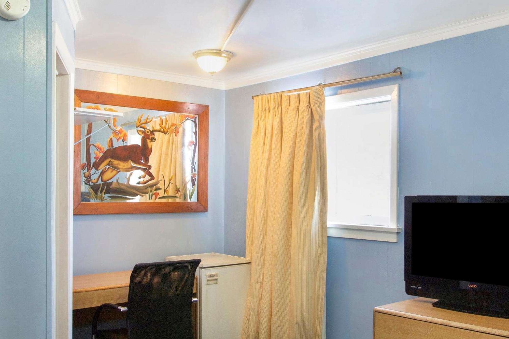 Oyo Hotel Wilkes-Barre East ภายนอก รูปภาพ