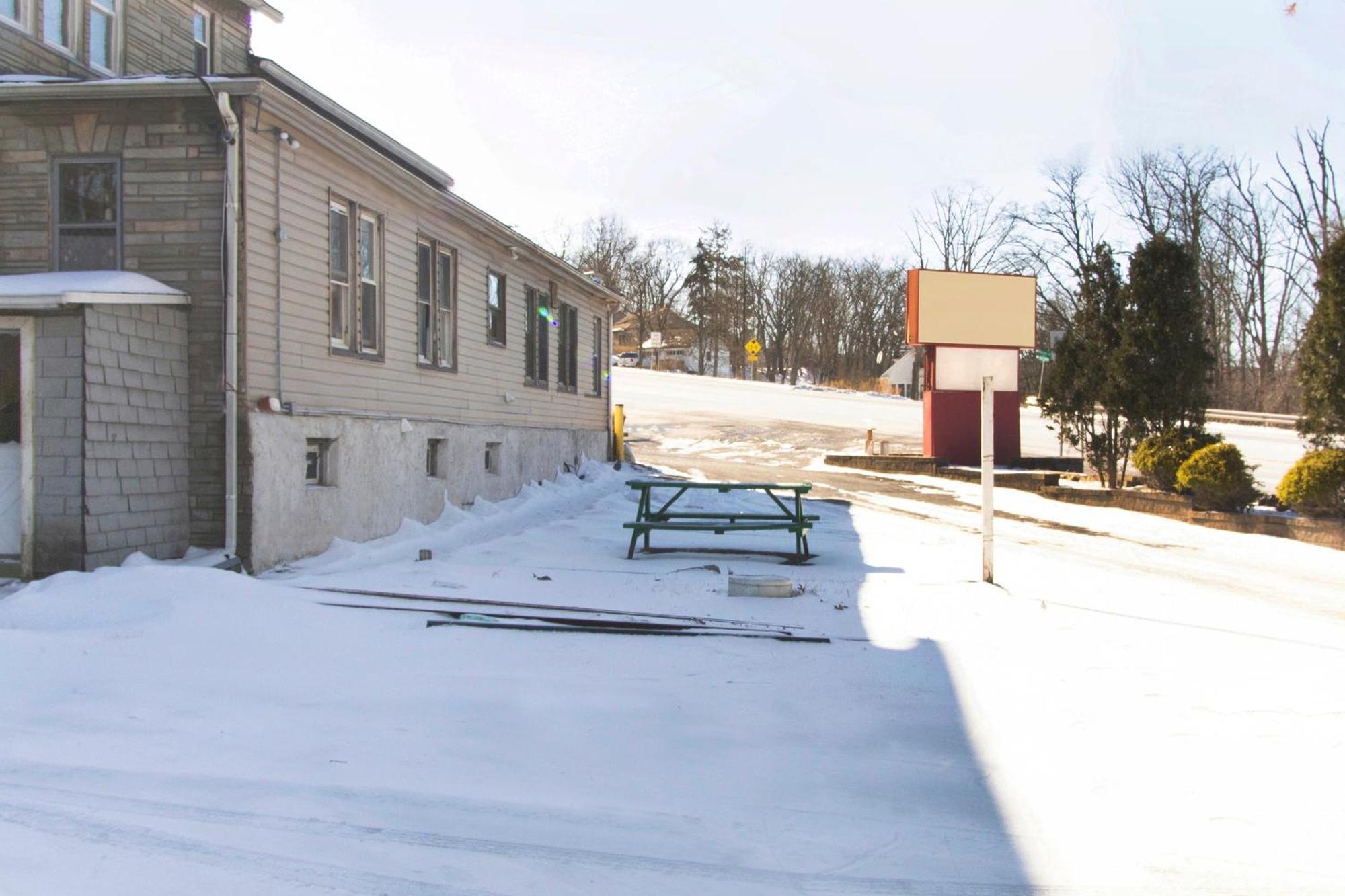 Oyo Hotel Wilkes-Barre East ภายนอก รูปภาพ